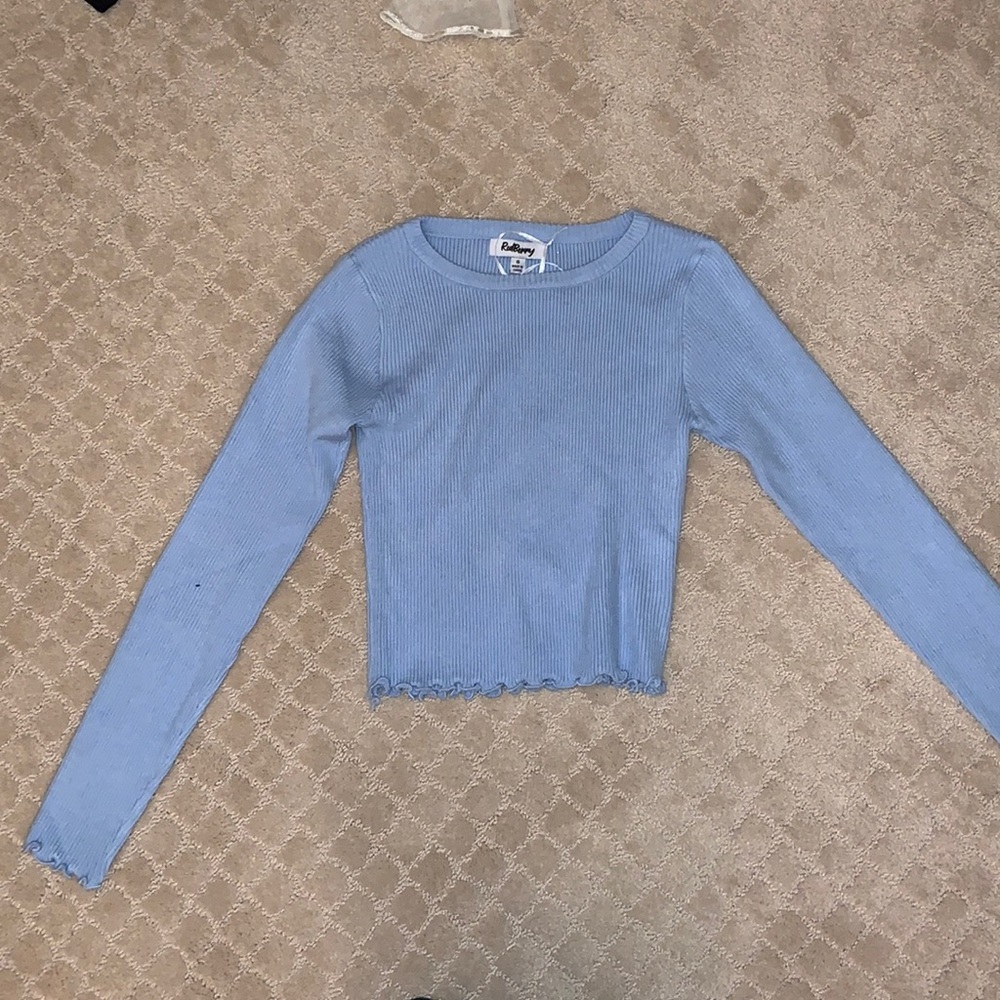 Blue ribbed long sleeve crop top with ruffles